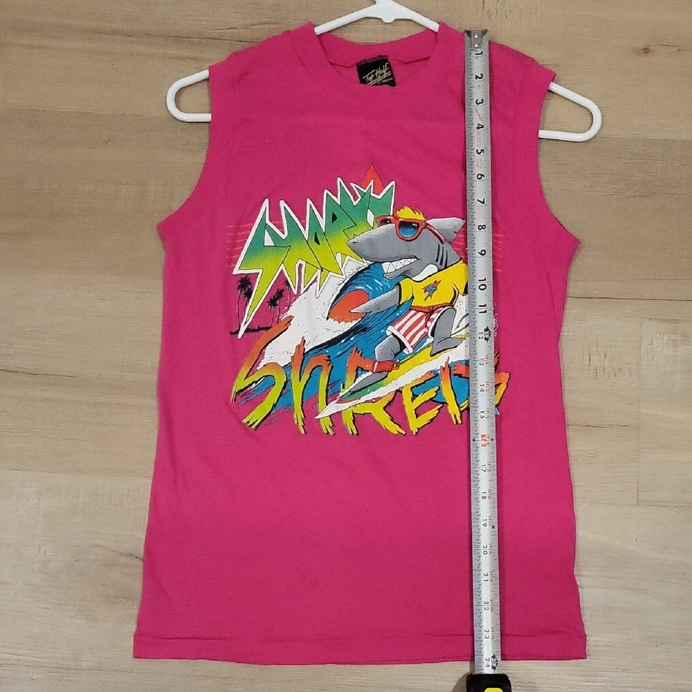 VINTAGE 90's Made In The USA Hot Pink Graphic Muscle Tee - Shark Surf Design - Picture 8 of 9